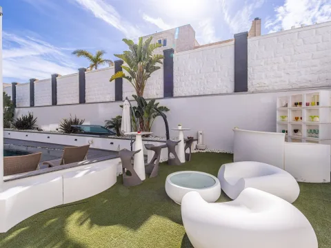 6 bed Villa For Sale in Madliena, Madliena - thumb 3