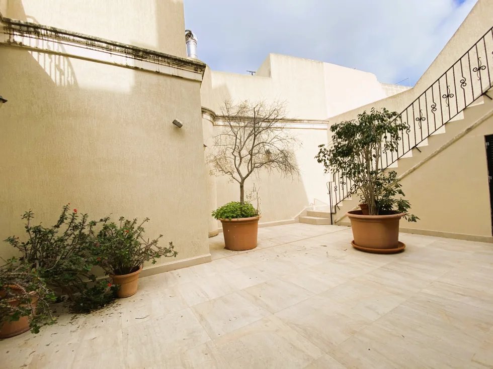 3 bed Villa For Sale in San Gwann, San Gwann - thumb 8