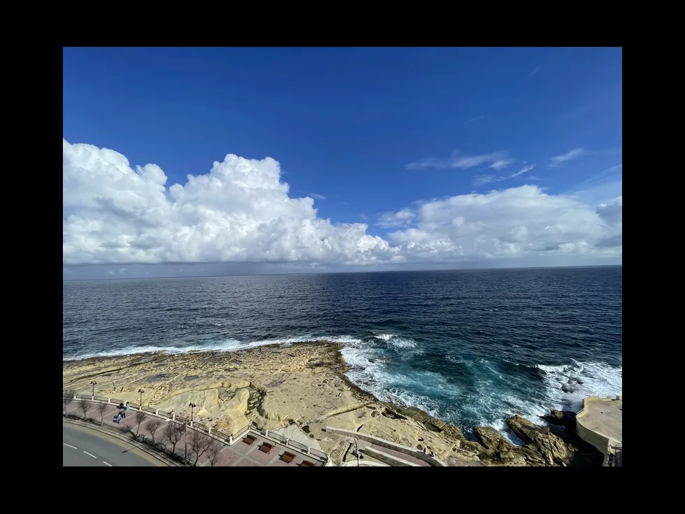 3 bed Apartment For Rent in Sliema, Sliema - thumb 1