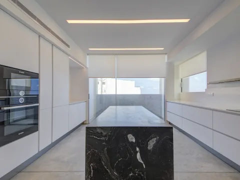 3 bed Apartment For Rent in Sliema, Sliema - thumb 3