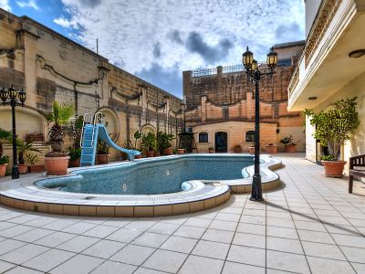 4 bed Villa For Sale in Swieqi, Swieqi - thumb 1