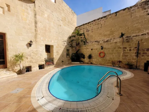 4 bed House of Character For Rent in Gharghur, Gharghur - thumb 1