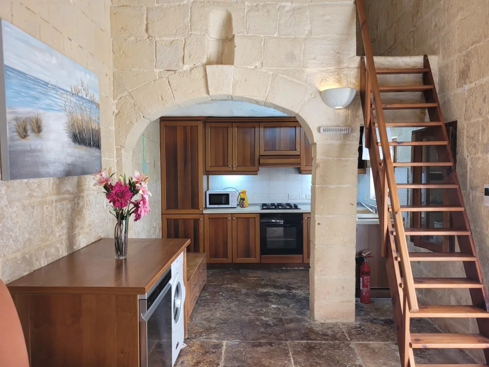 4 bed House of Character For Rent in Gharghur, Gharghur - thumb 3