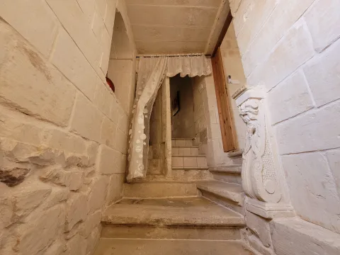 4 bed House of Character For Rent in Gharghur, Gharghur - thumb 9