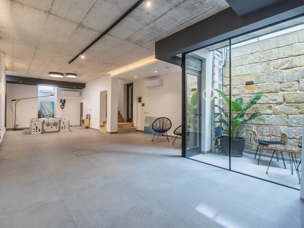 4 bed Town House For Rent in Sliema, Sliema - thumb 16