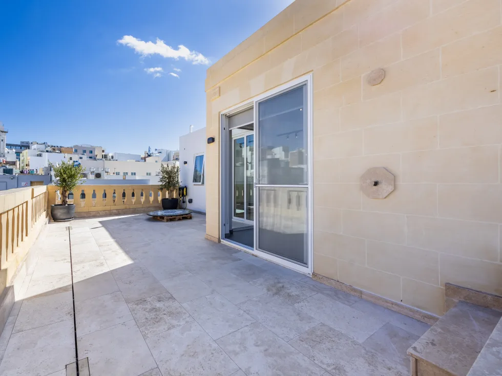 4 bed Town House For Rent in Sliema, Sliema - thumb 19