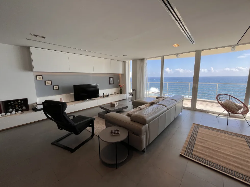 3 bed Apartment For Rent in Sliema, Sliema - thumb 2