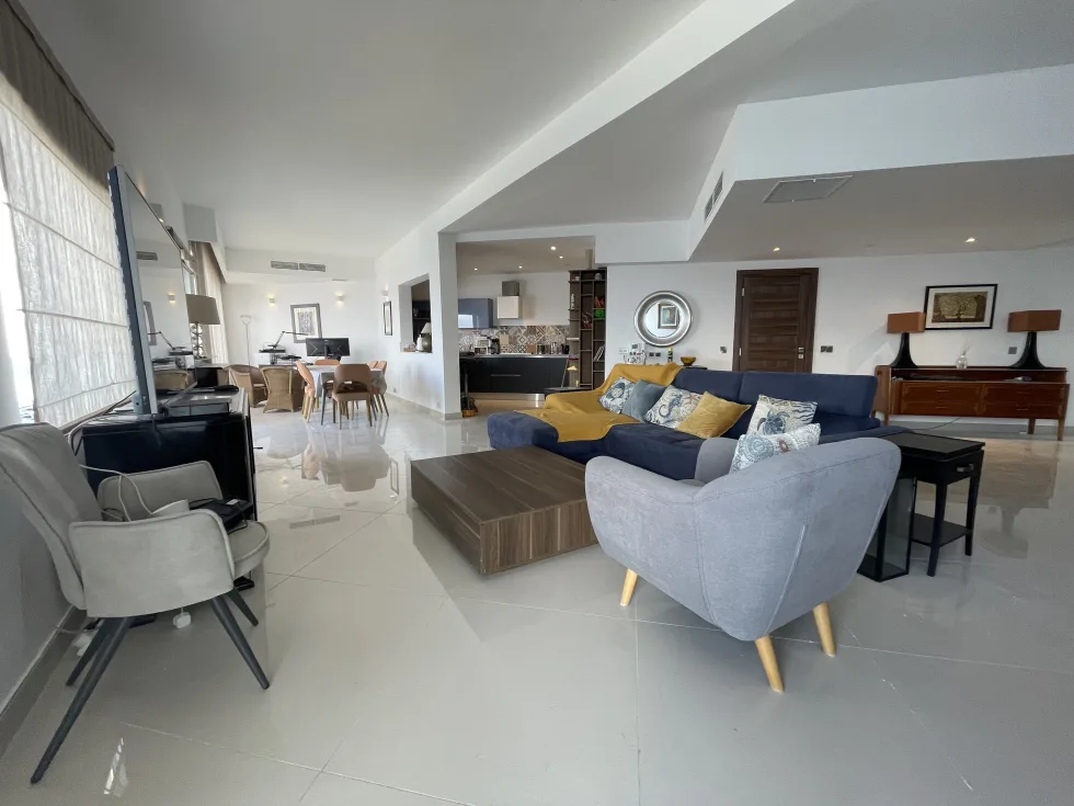 3 bed Apartment For Rent in Sliema, Sliema - thumb 4