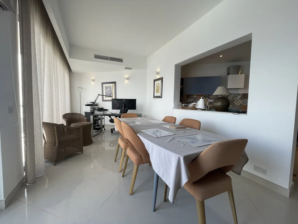 3 bed Apartment For Rent in Sliema, Sliema - thumb 7