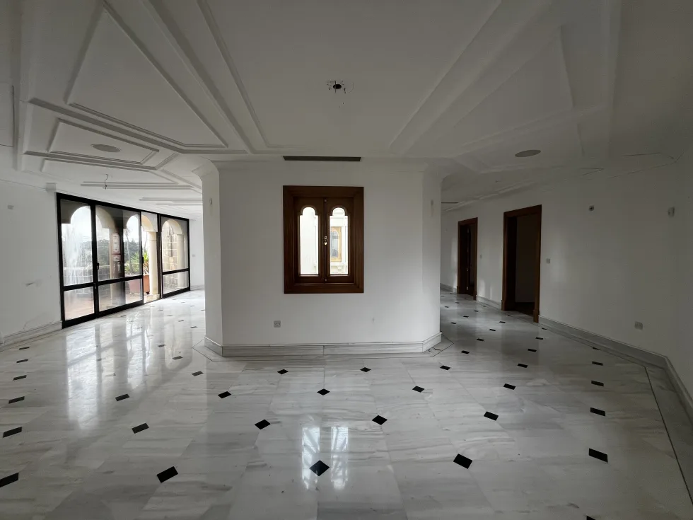 5 bed Villa For Sale in Rabat, Rabat - thumb 1