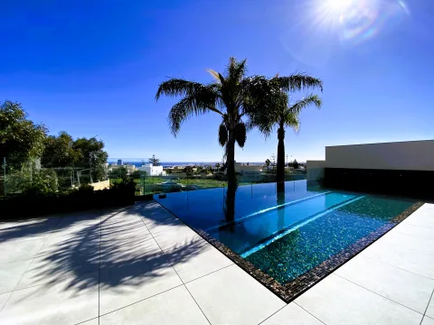 6 bed Villa For Sale in Madliena, Madliena - thumb 1