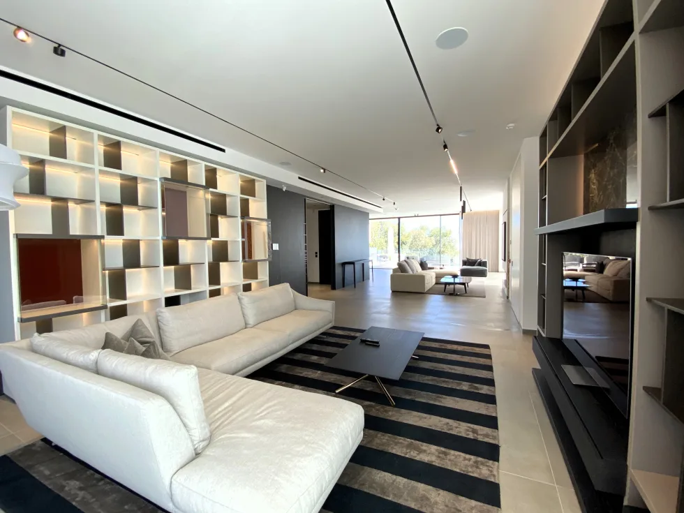 6 bed Villa For Sale in Madliena, Madliena - thumb 9