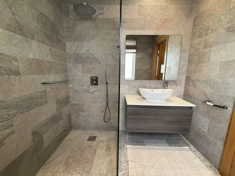 3 bed Apartment For Rent in Sliema, Sliema - thumb 6