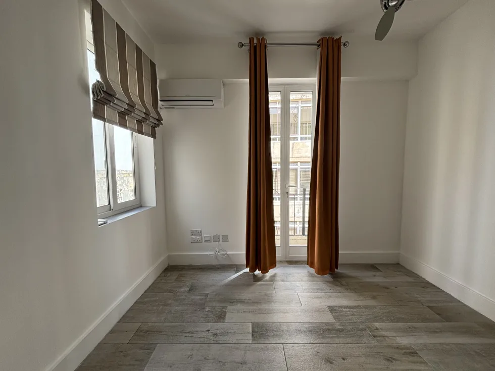 3 bed Apartment For Rent in Sliema, Sliema - thumb 8