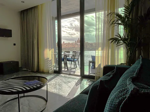 3 bed Apartment For Rent in Sliema, Sliema - thumb 4