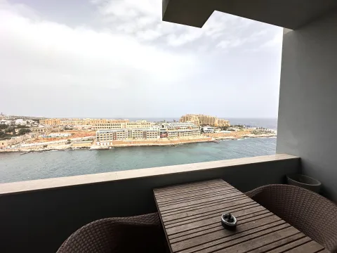 3 bed Apartment For Rent in St Julian's, St Julian's - thumb 4
