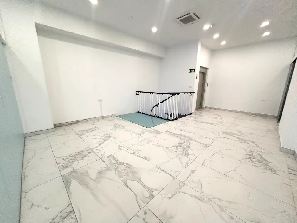 0 bed Office For Rent in Sliema, Sliema - thumb 3