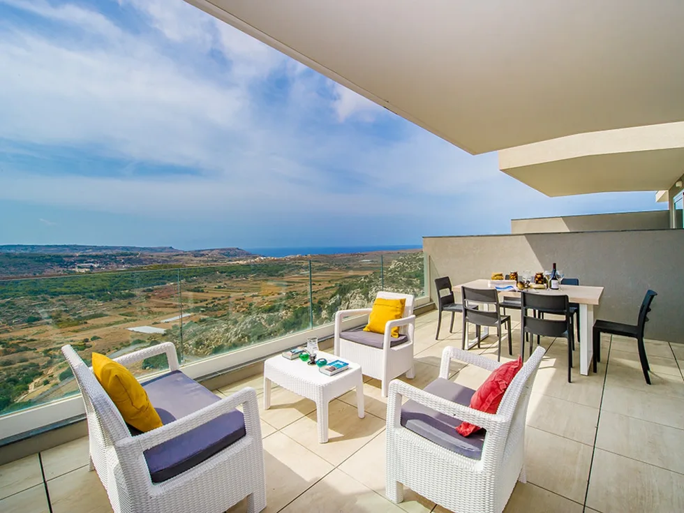 3 bed Apartment For Rent in Mellieha, Mellieha - thumb 1