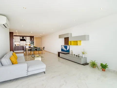 3 bed Apartment For Rent in Mellieha, Mellieha - thumb 3