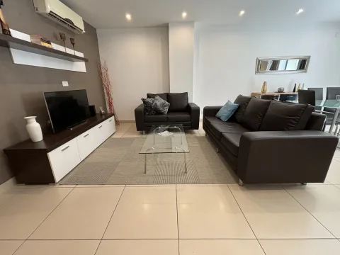 2 bed Apartment For Rent in Sliema, Sliema - thumb 1