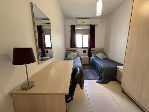2 bed Apartment For Rent in Sliema, Sliema - thumb 8