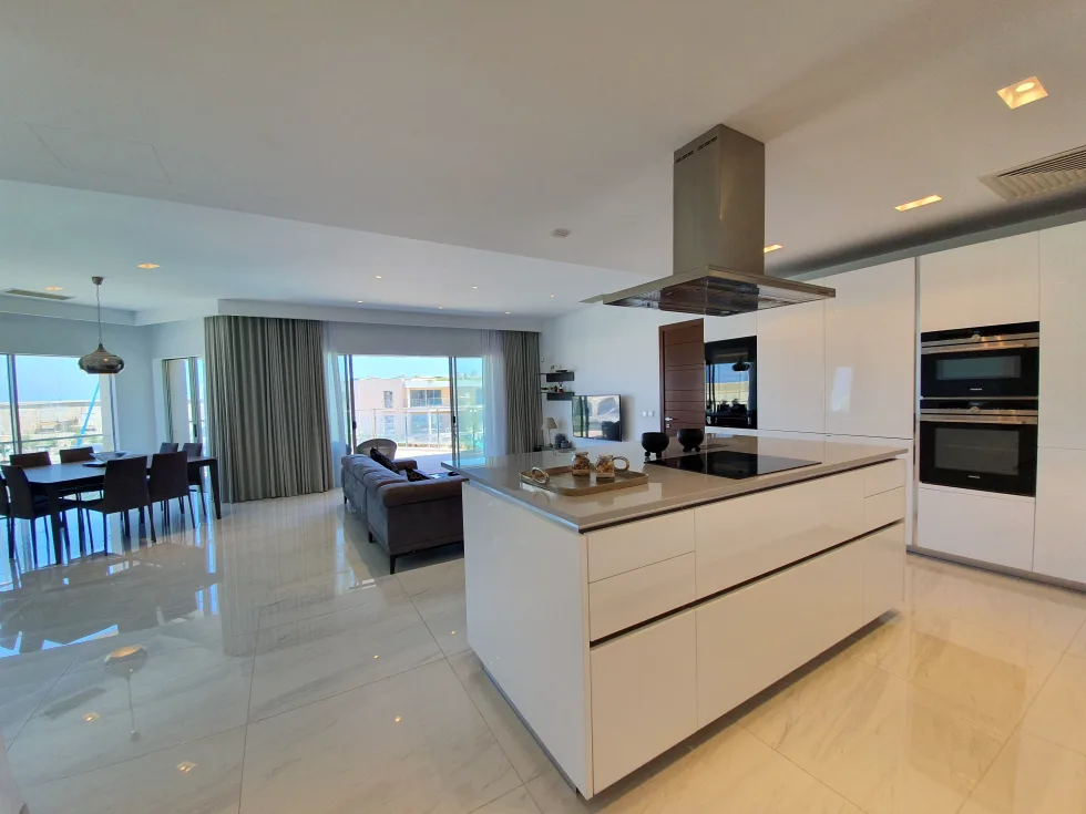 2 bed Apartment For Rent in St Julian's, St Julian's - thumb 6