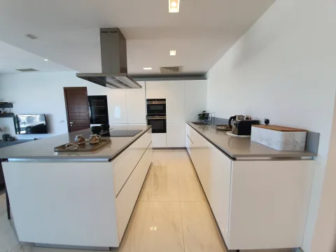 2 bed Apartment For Rent in St Julian's, St Julian's - thumb 7