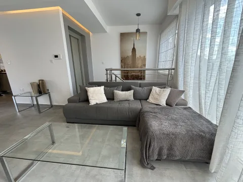 2 bed Penthouse For Rent in Sliema, Sliema - thumb 2