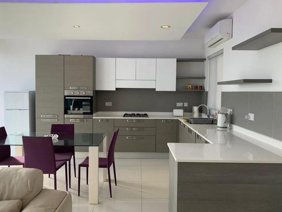 3 bed Penthouse For Rent in St Julian's, St Julian's - thumb 2