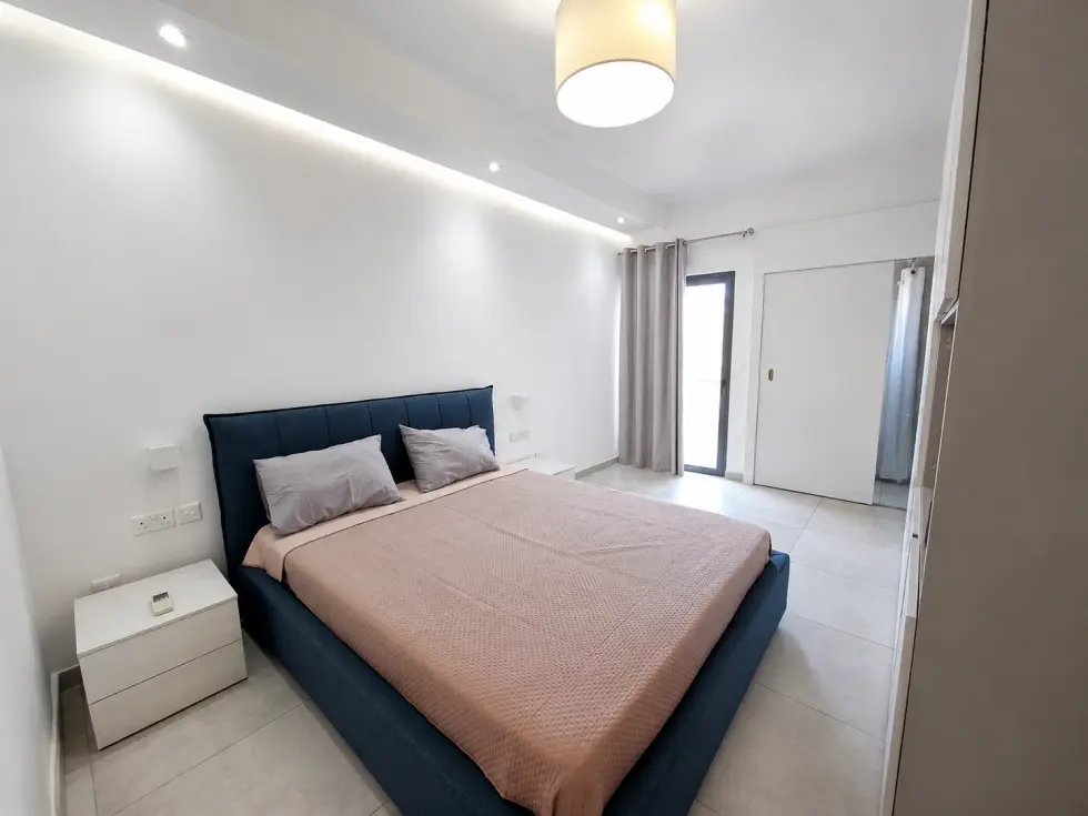 2 bed Apartment For Rent in Sliema, Sliema - thumb 11