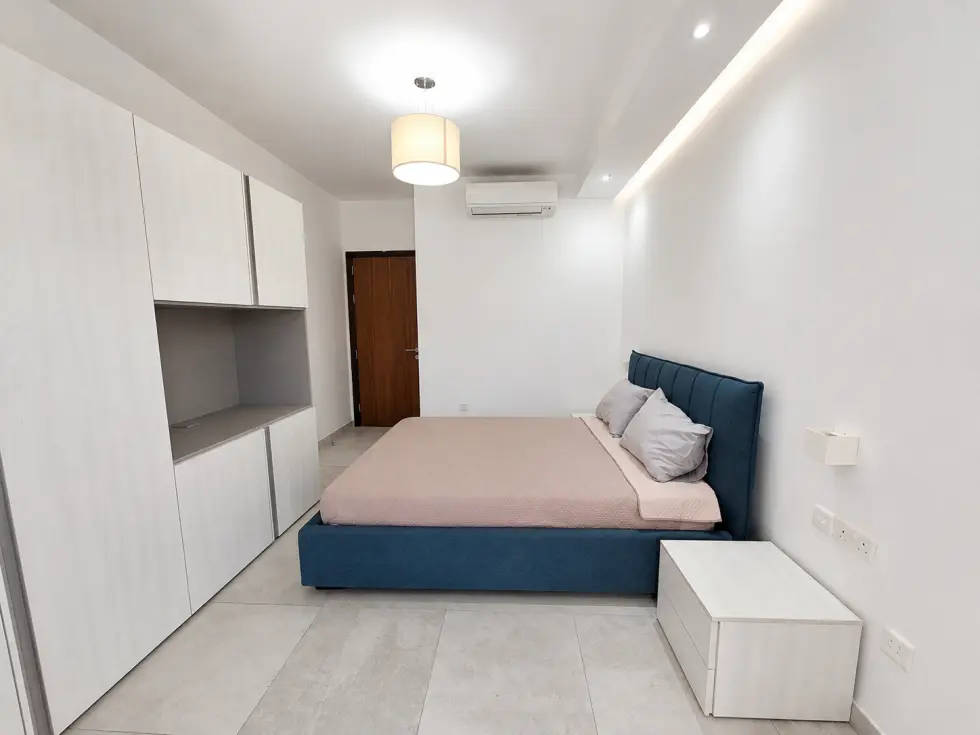 2 bed Apartment For Rent in Sliema, Sliema - thumb 12
