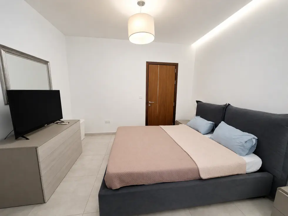 2 bed Apartment For Rent in Sliema, Sliema - thumb 13