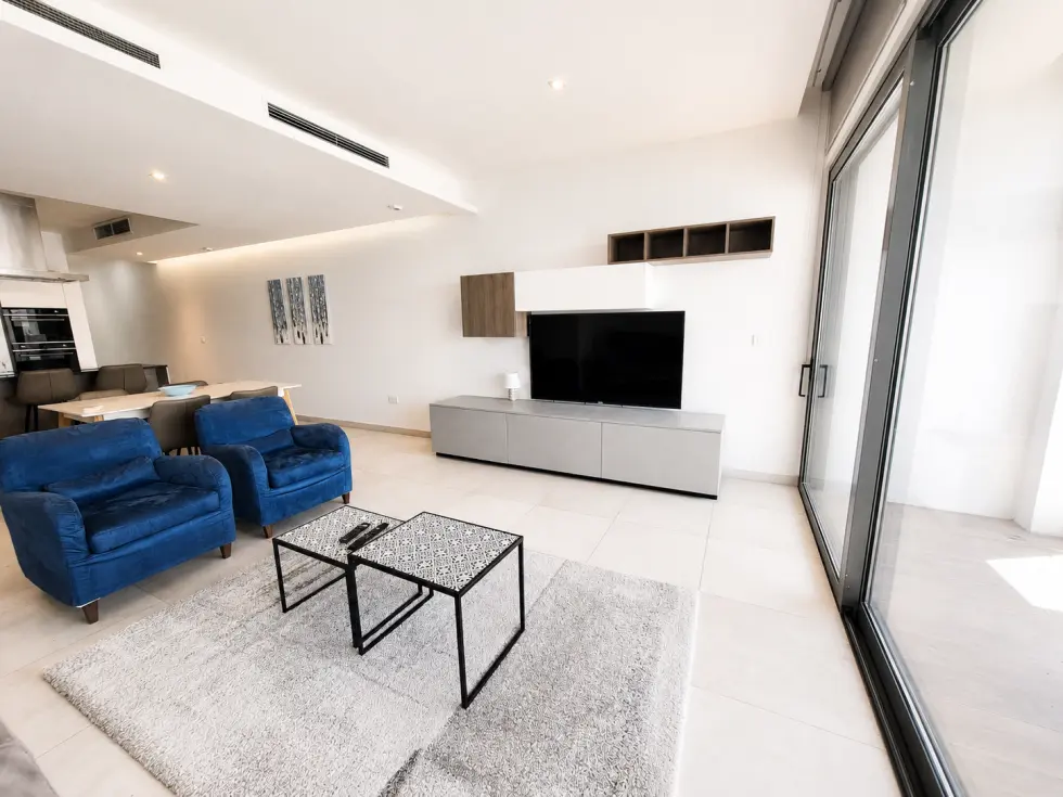 2 bed Apartment For Rent in Sliema, Sliema - thumb 7