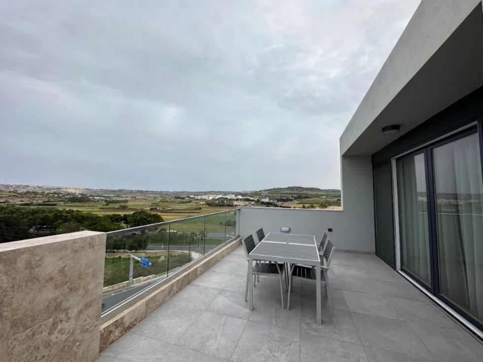 2 bed Penthouse For Rent in St Paul's Bay, St Paul's Bay - thumb 1