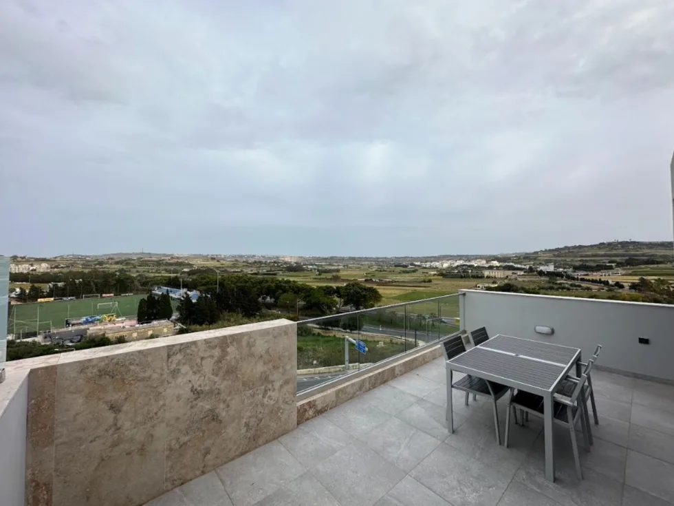 2 bed Penthouse For Rent in St Paul's Bay, St Paul's Bay - thumb 11