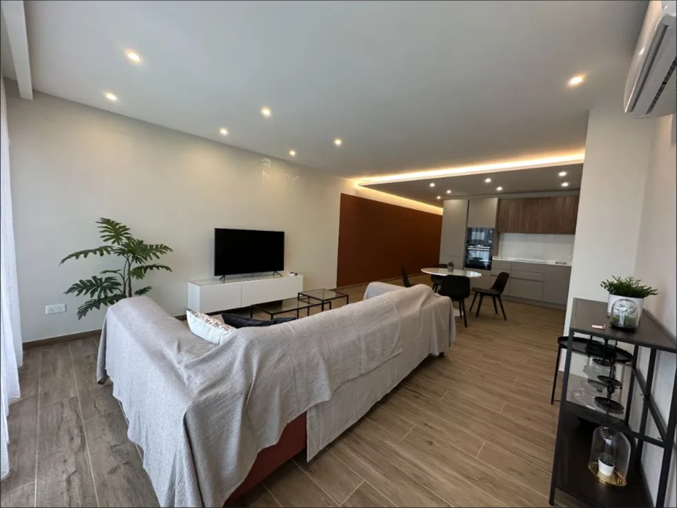 2 bed Penthouse For Rent in St Paul's Bay, St Paul's Bay - thumb 2