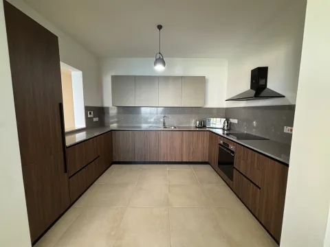 3 bed Apartment For Rent in Sliema, Sliema - thumb 5