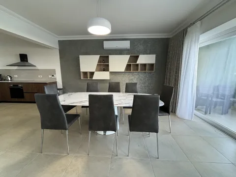 3 bed Apartment For Rent in Sliema, Sliema - thumb 4