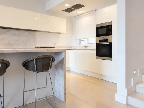 3 bed Apartment For Rent in Ta' Xbiex, Ta' Xbiex - thumb 13