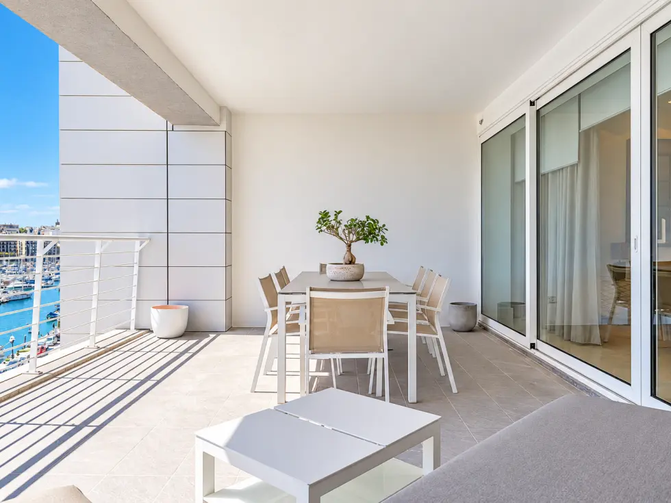 3 bed Apartment For Rent in Ta' Xbiex, Ta' Xbiex - thumb 3