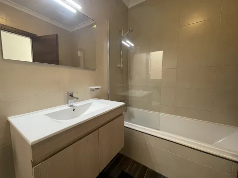 4 bed Apartment For Rent in Naxxar, Naxxar - thumb 7