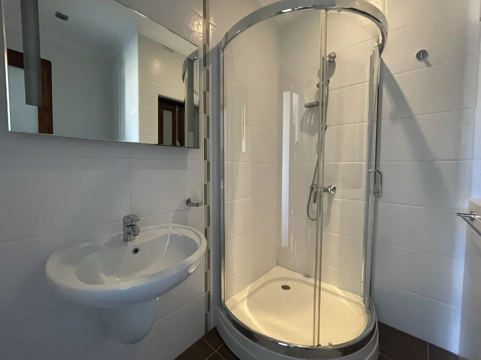 3 bed Apartment For Rent in Sliema, Sliema - thumb 11