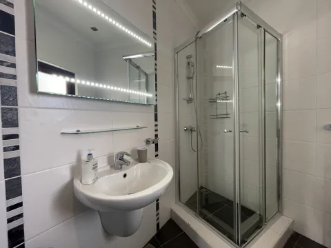 3 bed Apartment For Rent in Sliema, Sliema - thumb 12