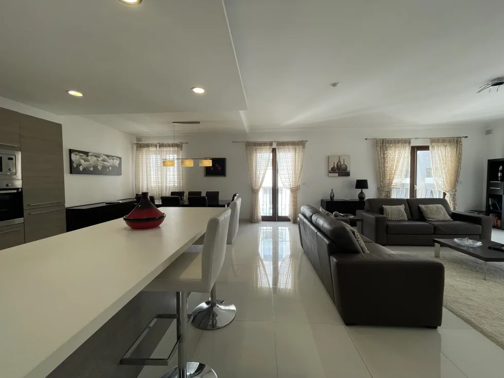 3 bed Apartment For Rent in Sliema, Sliema - thumb 13