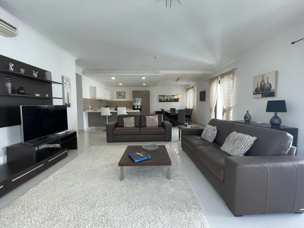 3 bed Apartment For Rent in Sliema, Sliema - thumb 3