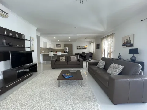 3 bed Apartment For Rent in Sliema, Sliema - thumb 3