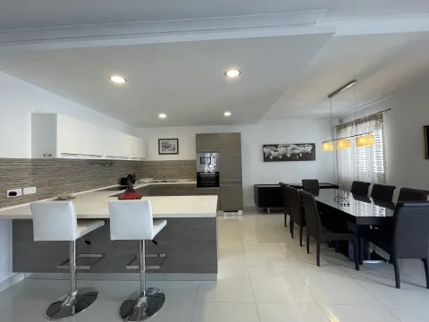 3 bed Apartment For Rent in Sliema, Sliema - thumb 6