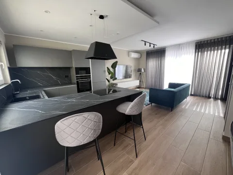 3 bed Penthouse For Rent in Sliema, Sliema - thumb 1