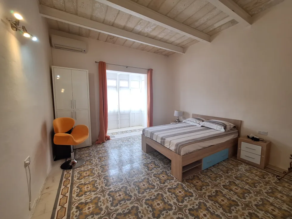 3 bed Town House For Rent in Sliema, Sliema - thumb 7