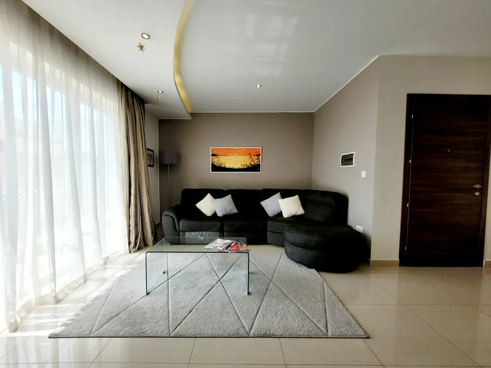 3 bed Apartment For Rent in Gzira, Gzira - thumb 1